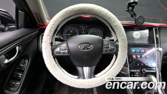 Infiniti Q50 2.2d Premium 2016 — фото 13