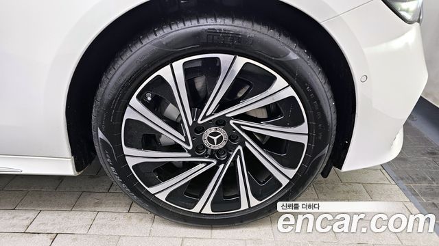 Mercedes-Benz E-Class (W214) E300 4MATIC Exclusive 2026 — фото 5