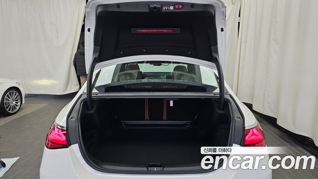 Mercedes-Benz E-Class (W214) E300 4MATIC Exclusive 2026 — фото 20