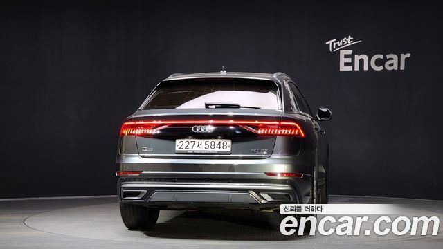 Audi Q8 (4M) 50 TDI Quattro Premium 2020 — фото 4
