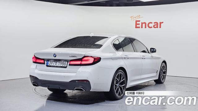BMW 5 Series (G30) 530e M Sport 2021 — фото 2