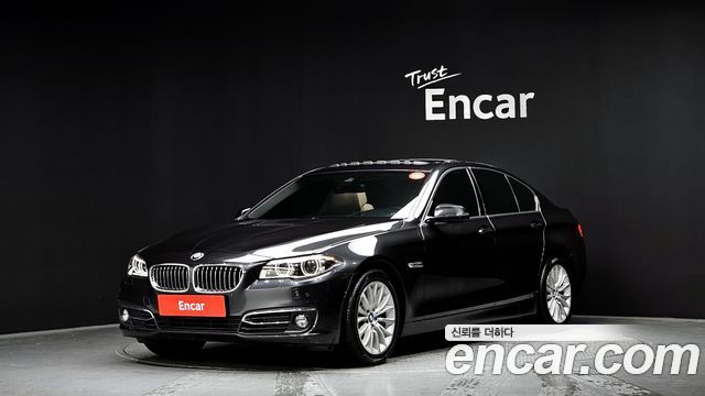 BMW 5 Series (F10) 528i Luxury Plus 2016 — фото 1