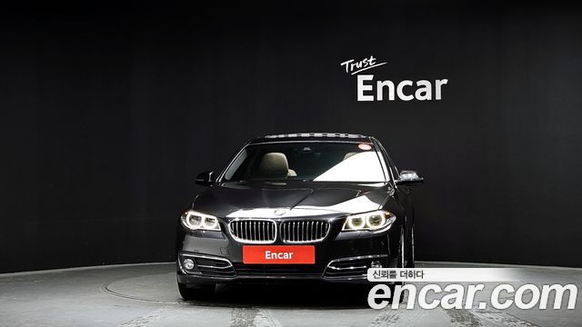 BMW 5 Series (F10) 528i Luxury Plus 2016 — фото 3