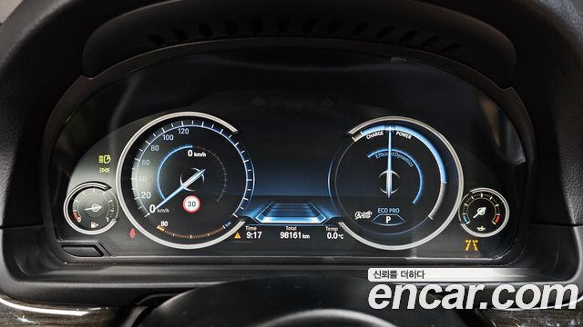 BMW 5 Series (F10) 528i Luxury Plus 2016 — фото 8