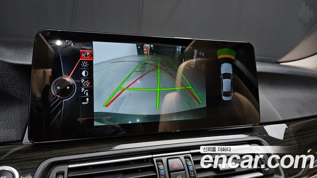 BMW 5 Series (F10) 528i Luxury Plus 2016 — фото 19