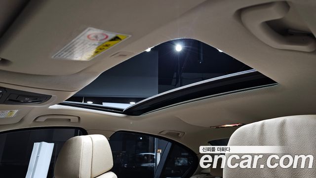 BMW 5 Series (F10) 528i Luxury Plus 2016 — фото 23