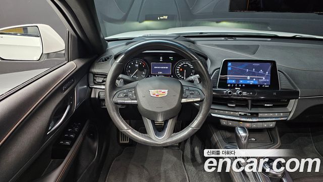 Cadillac CT4 2.0 Sport 2020 — фото 13