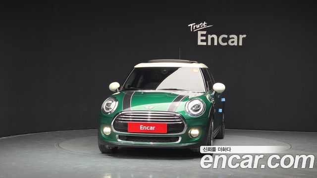 MINI Cooper 5Door 60th Edition 3rd 2019 — фото 3