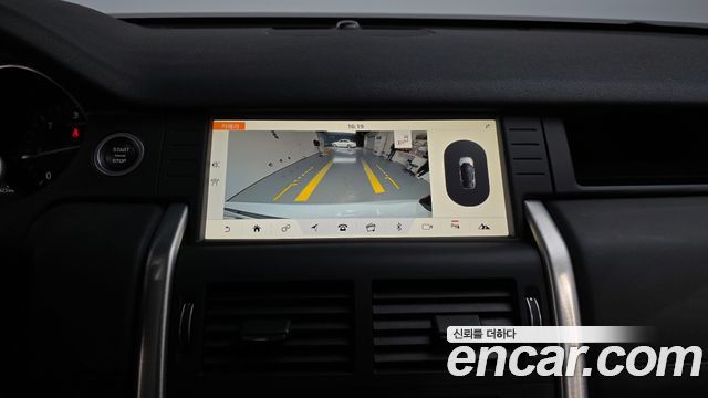 Land Rover Discovery Sport 2.0 TD4 HSE Luxury 2017 — фото 14