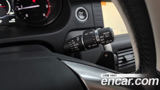 Land Rover Discovery Sport 2.0 TD4 HSE Luxury 2017 — фото 18