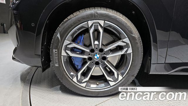 BMW X1 (U11) M35i xDrive 2025 — фото 5