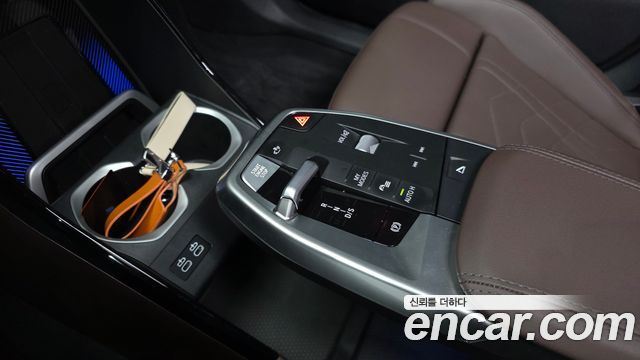 BMW X1 (U11) M35i xDrive 2025 — фото 9