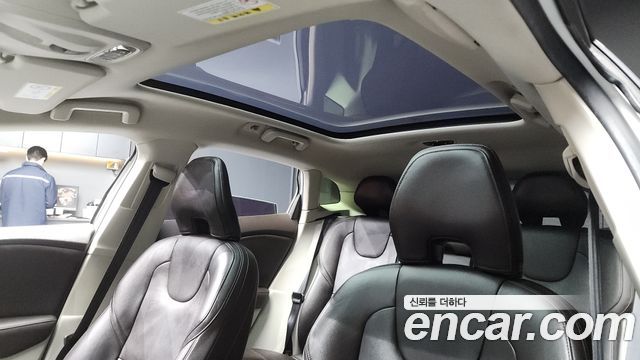Volvo V40 D2 2nd 2015 — фото 19