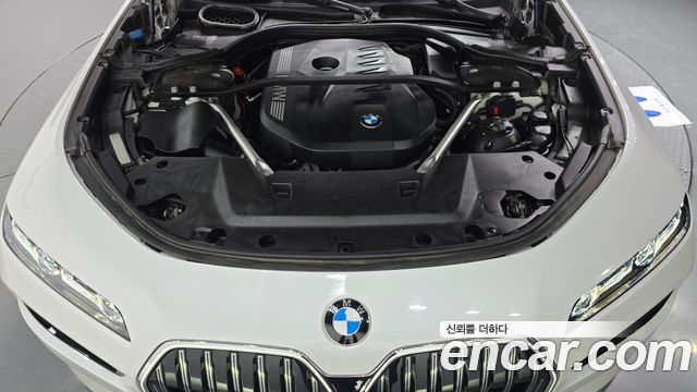 BMW 7 Series (G70) 740i sDrive Design Pure Excellence 2023 — фото 6