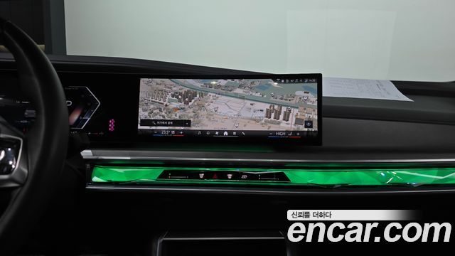 BMW 7 Series (G70) 740i sDrive Design Pure Excellence 2023 — фото 15