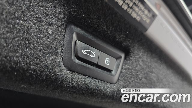 BMW 7 Series (G70) 740i sDrive Design Pure Excellence 2023 — фото 20