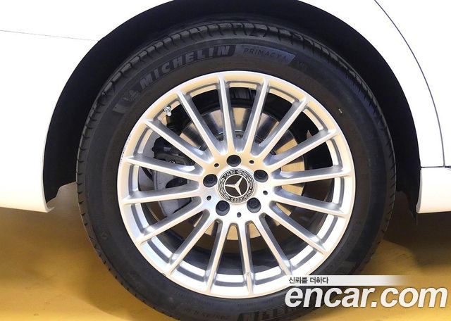 Mercedes-Benz E-Class (W213) E250 Exclusive 2023 — фото 5