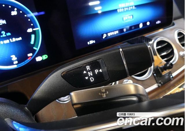 Mercedes-Benz E-Class (W213) E250 Exclusive 2023 — фото 9