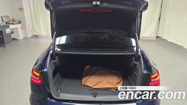 Audi A6 (C8) 40 TDI Quattro Premium 2023 — фото 20