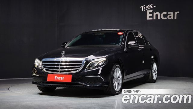 Mercedes-Benz E-Class (W213) E220d 4MATIC Exclusive 2019 — фото 1