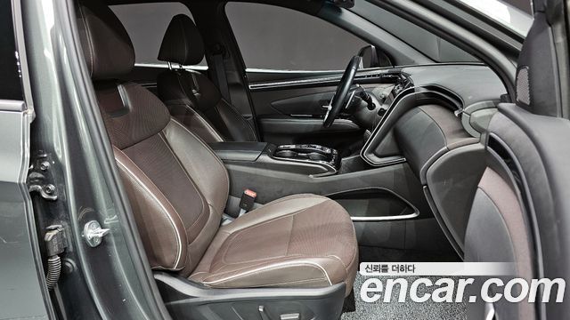 Hyundai Tucson (NX4) Gasoline 1.6 Turbo 2WD Inspiration 2022 — фото 10