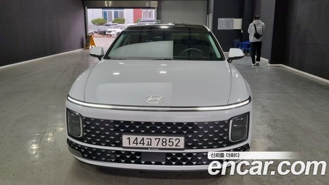 Hyundai Grandeur (GN7) 2,5 Gasoline 2WD Premium 2023 — фото 3