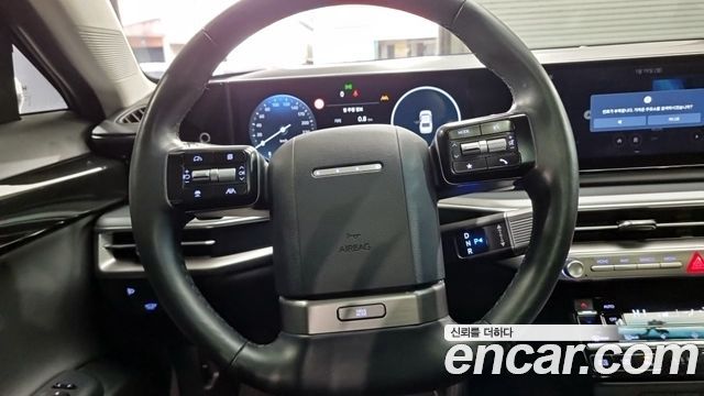 Hyundai Grandeur (GN7) 2,5 Gasoline 2WD Premium 2023 — фото 9