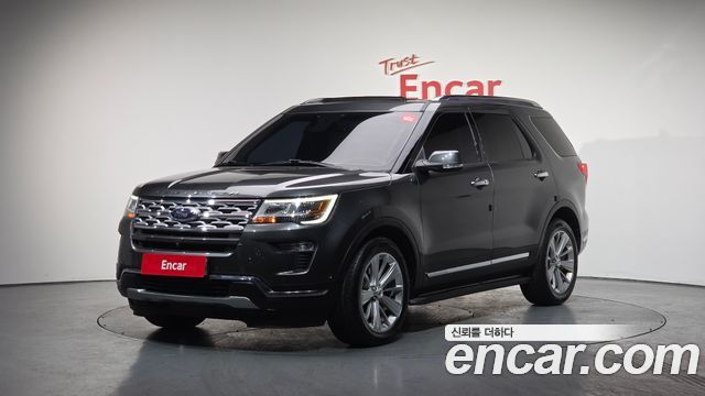 Ford Explorer 2.3 Limited 4WD 5th