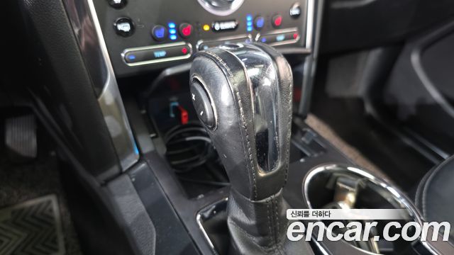 Ford Explorer 2.3 Limited 4WD 5th 2019 — фото 9