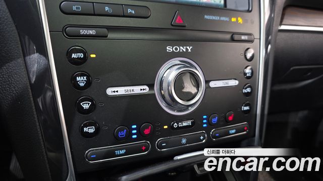 Ford Explorer 2.3 Limited 4WD 5th 2019 — фото 16