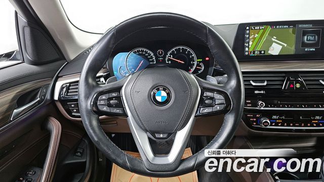 BMW 5 Series (G30) 530i xDrive Luxury Plus 2018 — фото 14