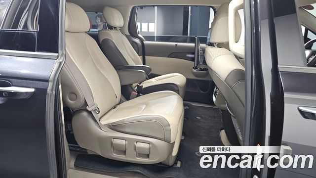 Kia Carnival (IV) Diesel 7-Seater Signature 2021 — фото 12