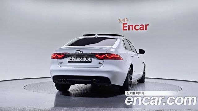 Jaguar XF (X260) 25t Prestige 2018 — фото 4