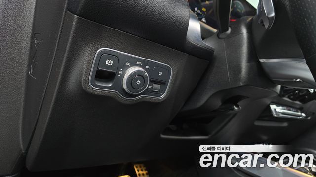 Mercedes-Benz GLB-Class (X247) GLB250 4MATIC 2021 — фото 14