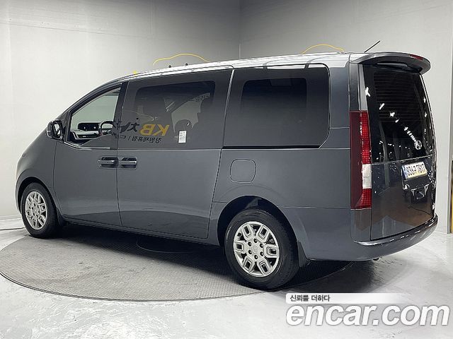 Hyundai Staria Cargo 5-Seater Modern 2023 — фото 2