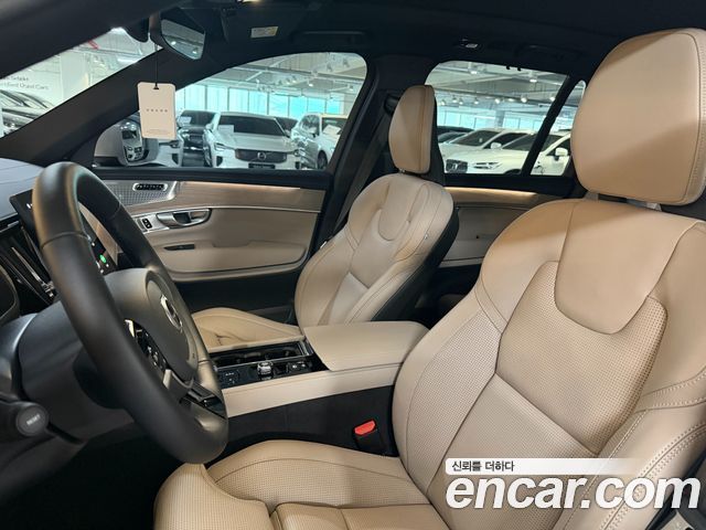 Volvo XC90 (II) T8 Ultra Bright Hybrid 2025 — фото 10