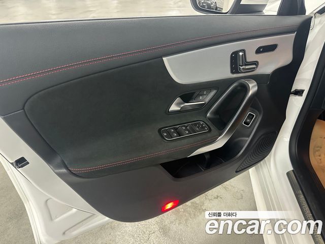 Mercedes-Benz CLA-Class (C118) CLA250 4MATIC 2023 — фото 19