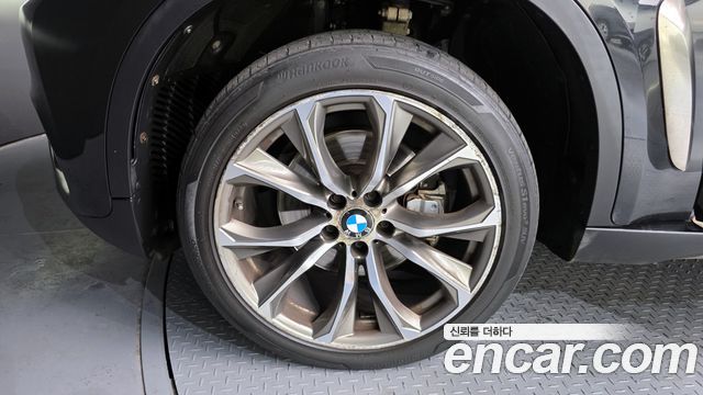 BMW X6 (F16) xDrive 40d 2016 — фото 5