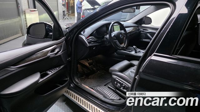 BMW X6 (F16) xDrive 40d 2016 — фото 10