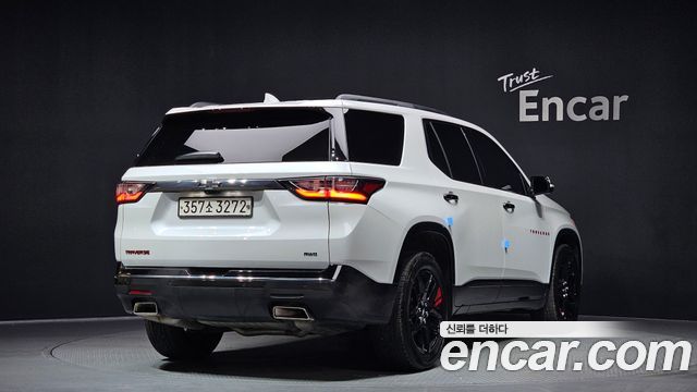 Chevrolet Traverse 3.6 AWD Redline 2021 — фото 2