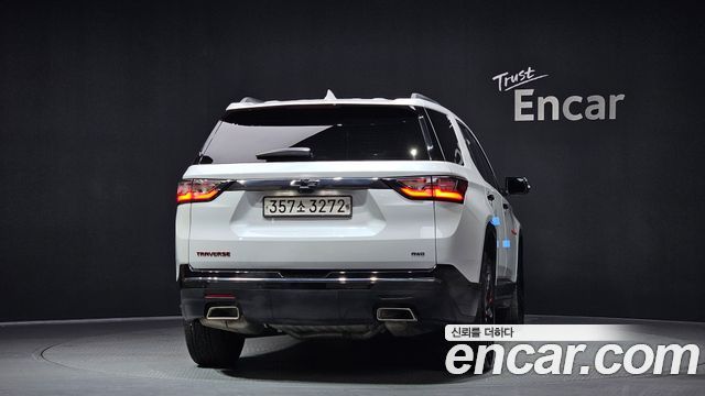 Chevrolet Traverse 3.6 AWD Redline 2021 — фото 4