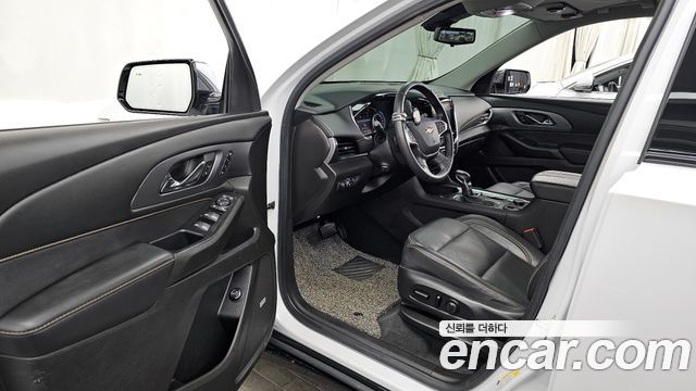 Chevrolet Traverse 3.6 AWD Redline 2021 — фото 10