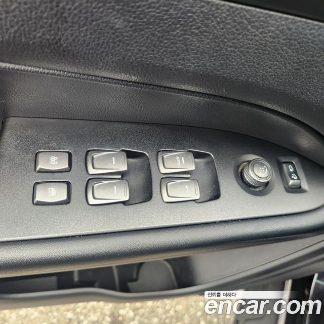 KG Mobility (SsangYong) Rexton Sports Khan Diesel 2.2 4WD Prestige 2022 — фото 18