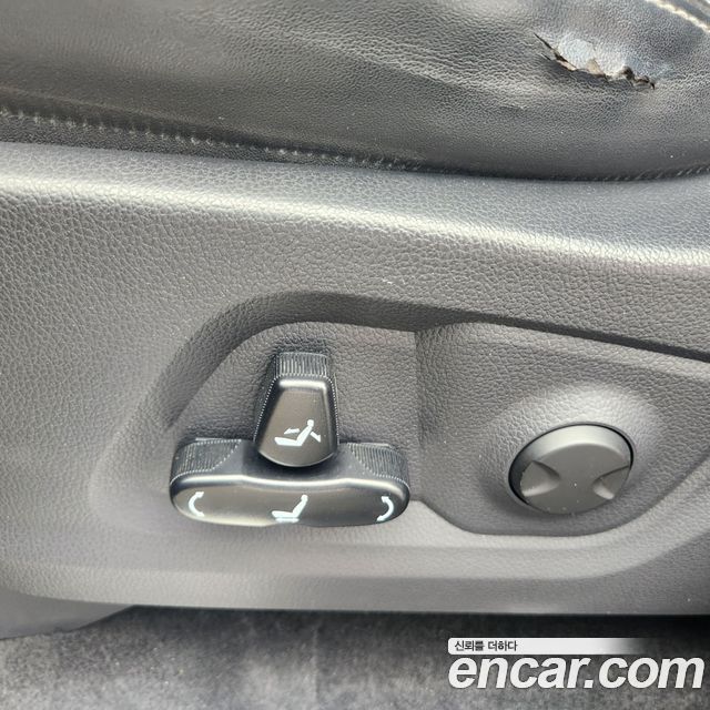KG Mobility (SsangYong) Rexton Sports Khan Diesel 2.2 4WD Prestige 2022 — фото 19