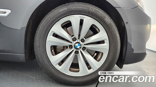 BMW 7 Series (F01) 740Li 2011 — фото 5