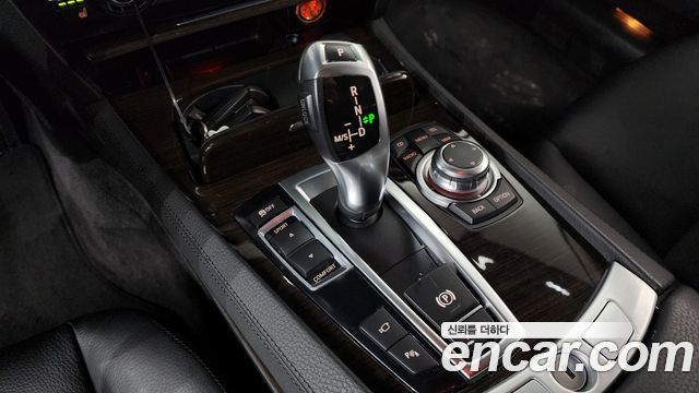 BMW 7 Series (F01) 740Li 2011 — фото 9