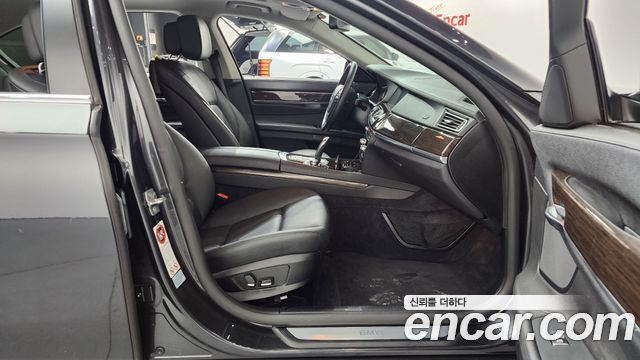 BMW 7 Series (F01) 740Li 2011 — фото 15