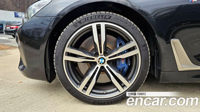 BMW 7 Series (G11) M760Li xDrive 2017 — фото 5