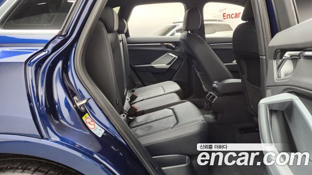 Audi Q3 (F3) 40 TFSI Quattro Premium 2024 — фото 16