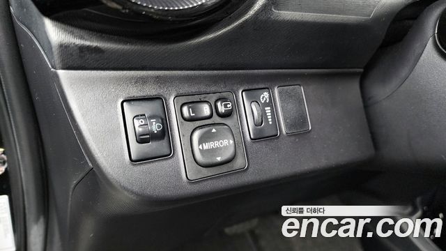 Toyota Prius C 1.5 Crossover 2020 — фото 18